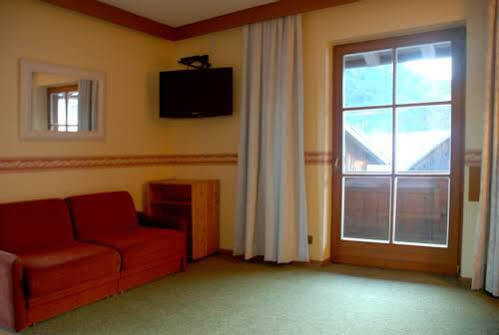 Residence Schneiderhof San Candido Bagian luar foto